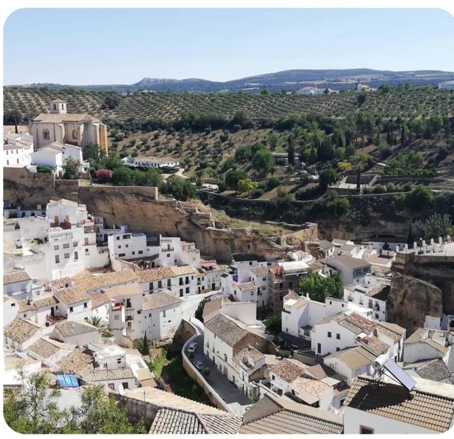 La Casa Del Rio Daire Setenil De Las Bodegas Dış mekan fotoğraf